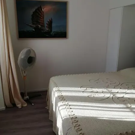 Stefania's Corner, In Apartment