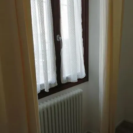 Stefania's Corner, In Apartment